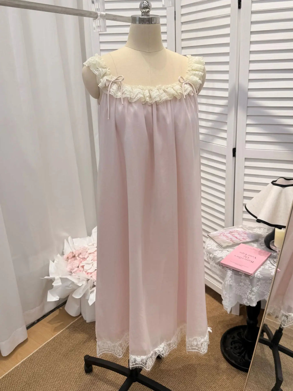 New Lace Sweet Cute Skin Friendly Breathable Comfortable Camisole Nightgown Women Summer Thin Mesh Sleepwear Princess Long Dress