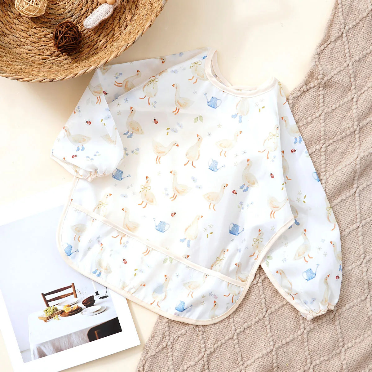 Elinfant Long Sleeve Waterproof Feeding Bibs for Babies Easy Clean Washable Burp Cloth