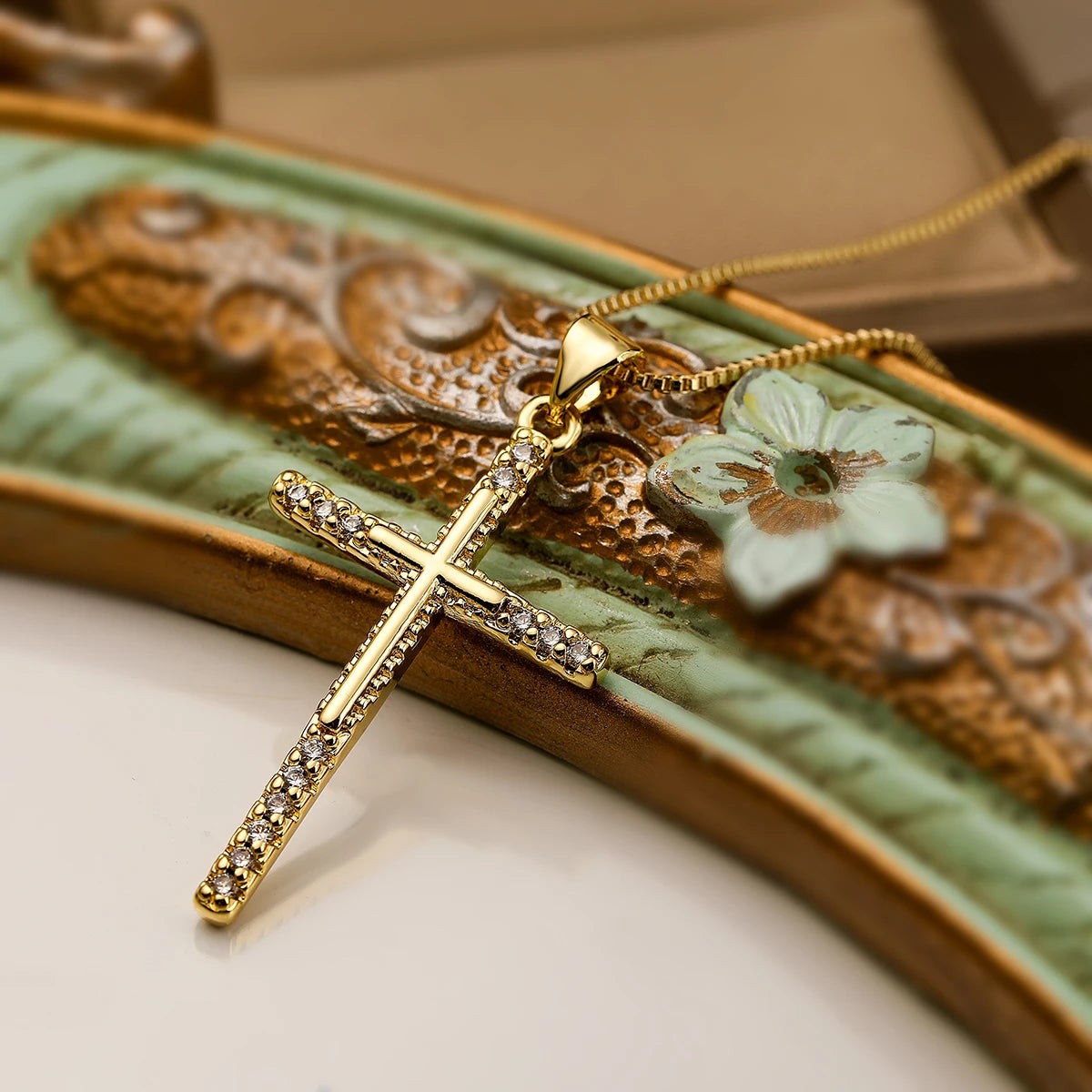 Newbuy Gold Color Jesus Cross Pendant Stainless Steel Chain Necklace For Women'S Men Classic Design Christain Jewelry