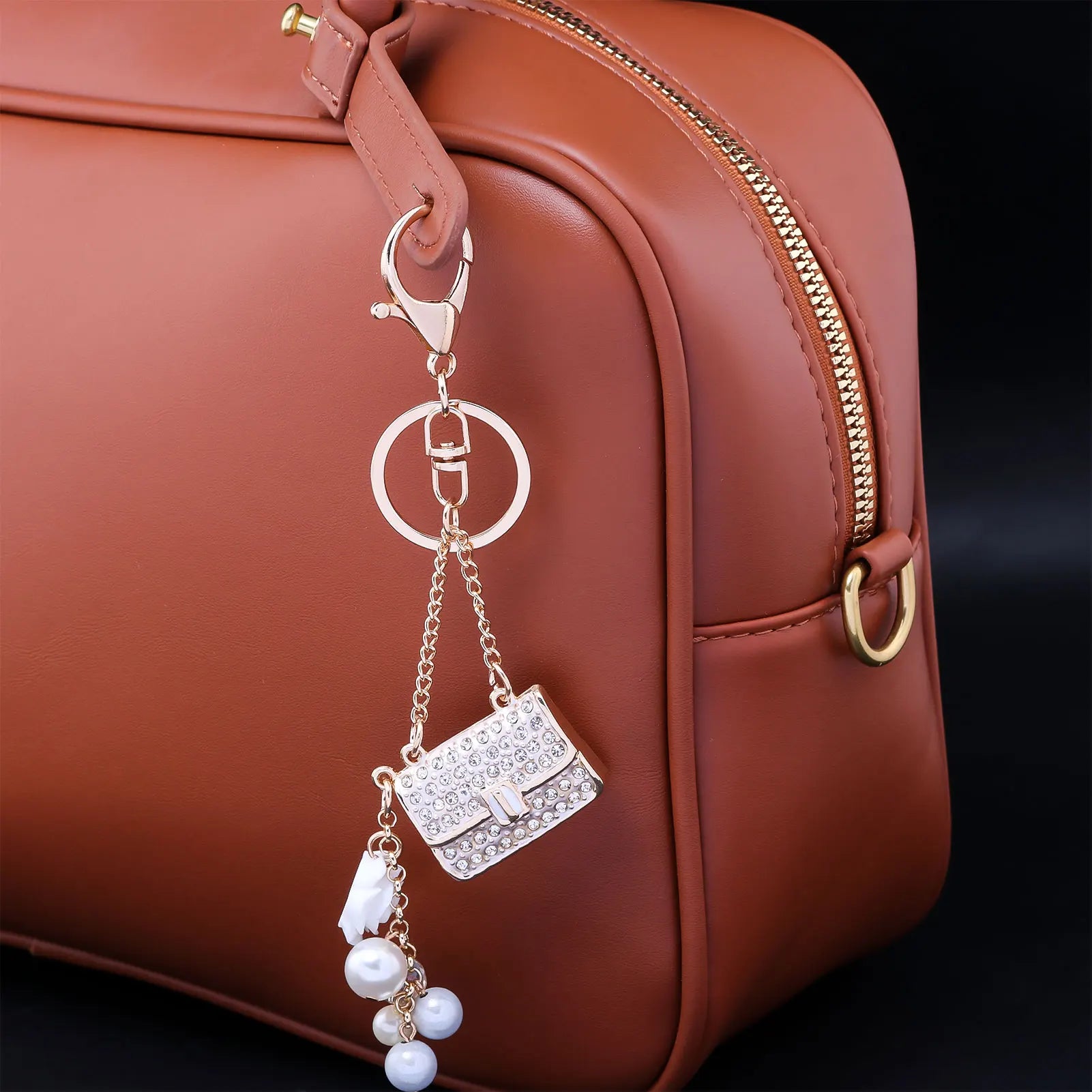Fashion Crystal bag Shape Flower Rhinestone Keychain for Women's bags Pendants Decoration Accessories Car keyrings Jewelry