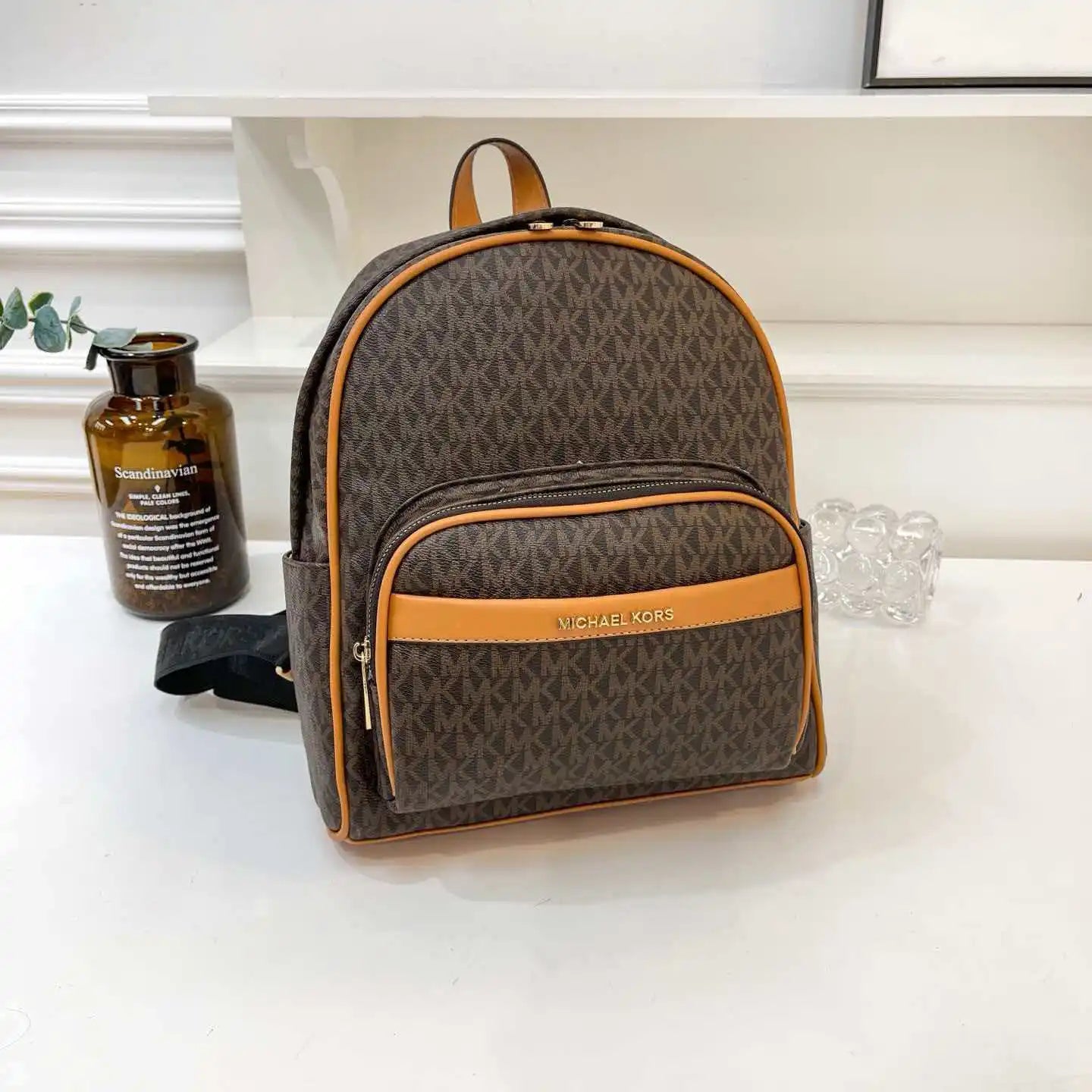 MK/Michael Kors 2026 New Light Luxury Niche Fashion Versatile Large Capacity Commuter Backpack with Print