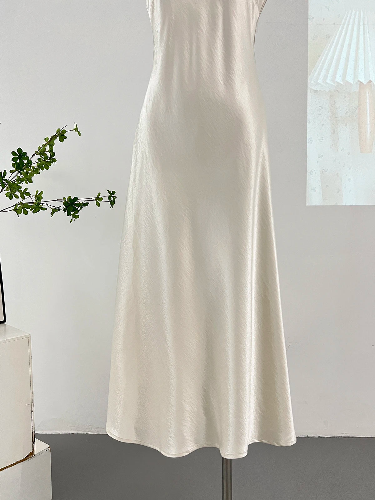Elegant Women Spaghetti Strap Satin Dresses Summer V-Neck Solid Color Thin Sleeveless Long Dress Women A-Line Dress