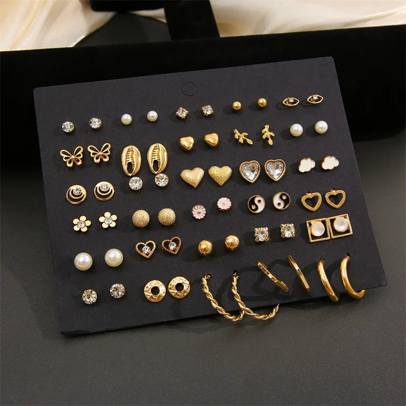 Pendientes de joyería de oro para mujer, elegantes aretes de mariposa vintage, corazón, perlas, cristales, aretes de tuerca, 40 unidades, estilo coreano