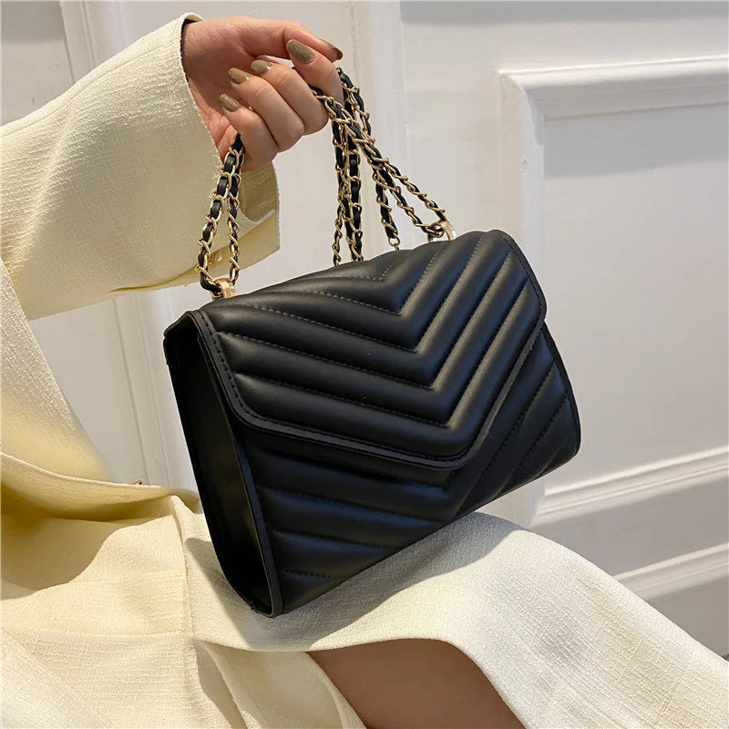 Fashionable Elegant Argyle Quilted Small Square Bag Woven Chain Magnetic Suction Buckle Diagonal Cross Bag Commuter Shoulder Bag
