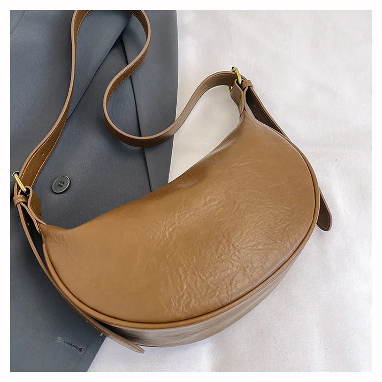 Women Vintage Soft Leather Dumpling Bag Fashion Adjustable Strap Crossbody Bag Large Capacity Crescent Shoulder Purse for Daily
