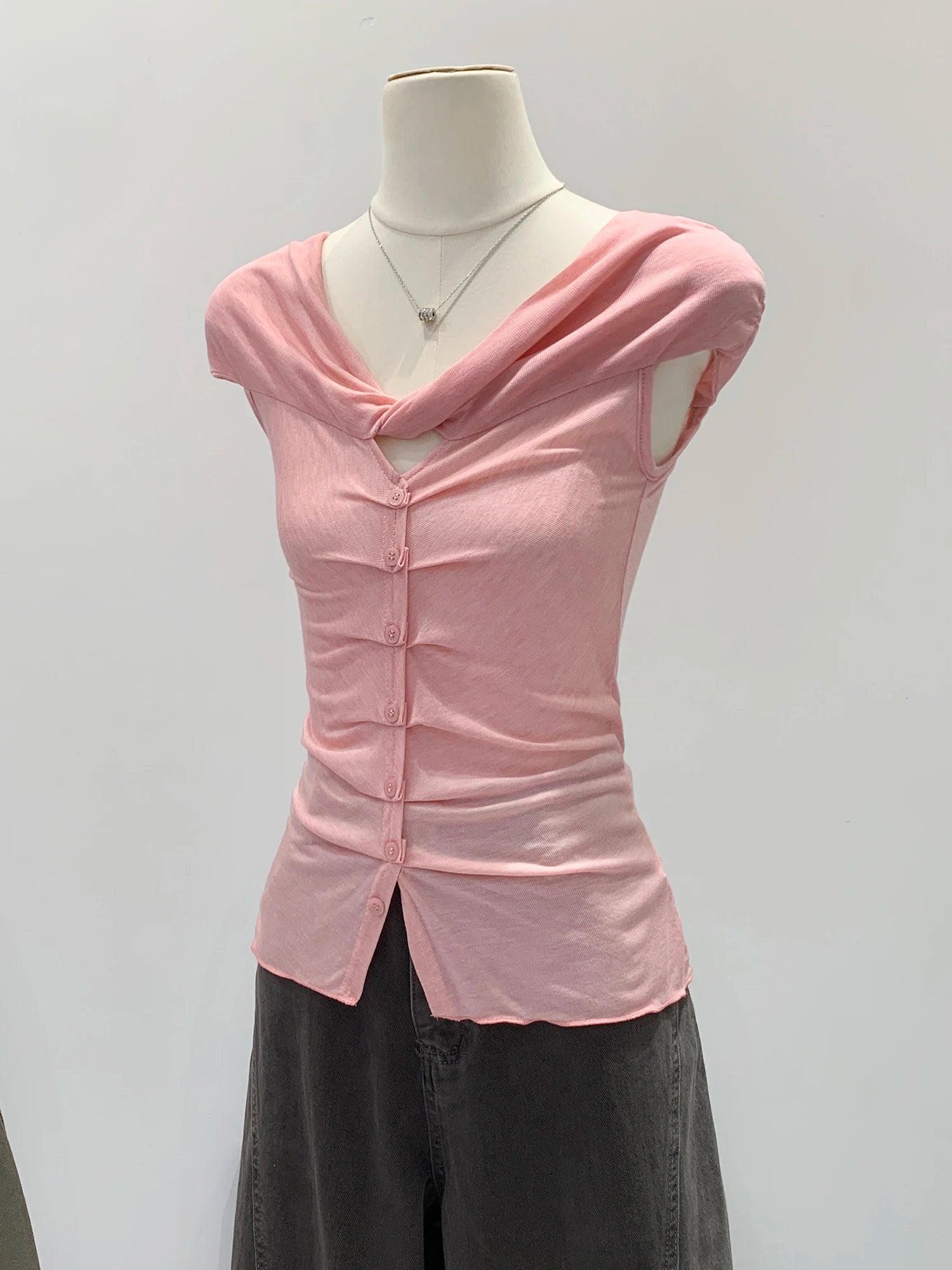 Lace V-Neck Sleeveless T-Shirt Women's Korean Style Spring New High-End Feeling Top Comfortable Breathable Pure Color Spring