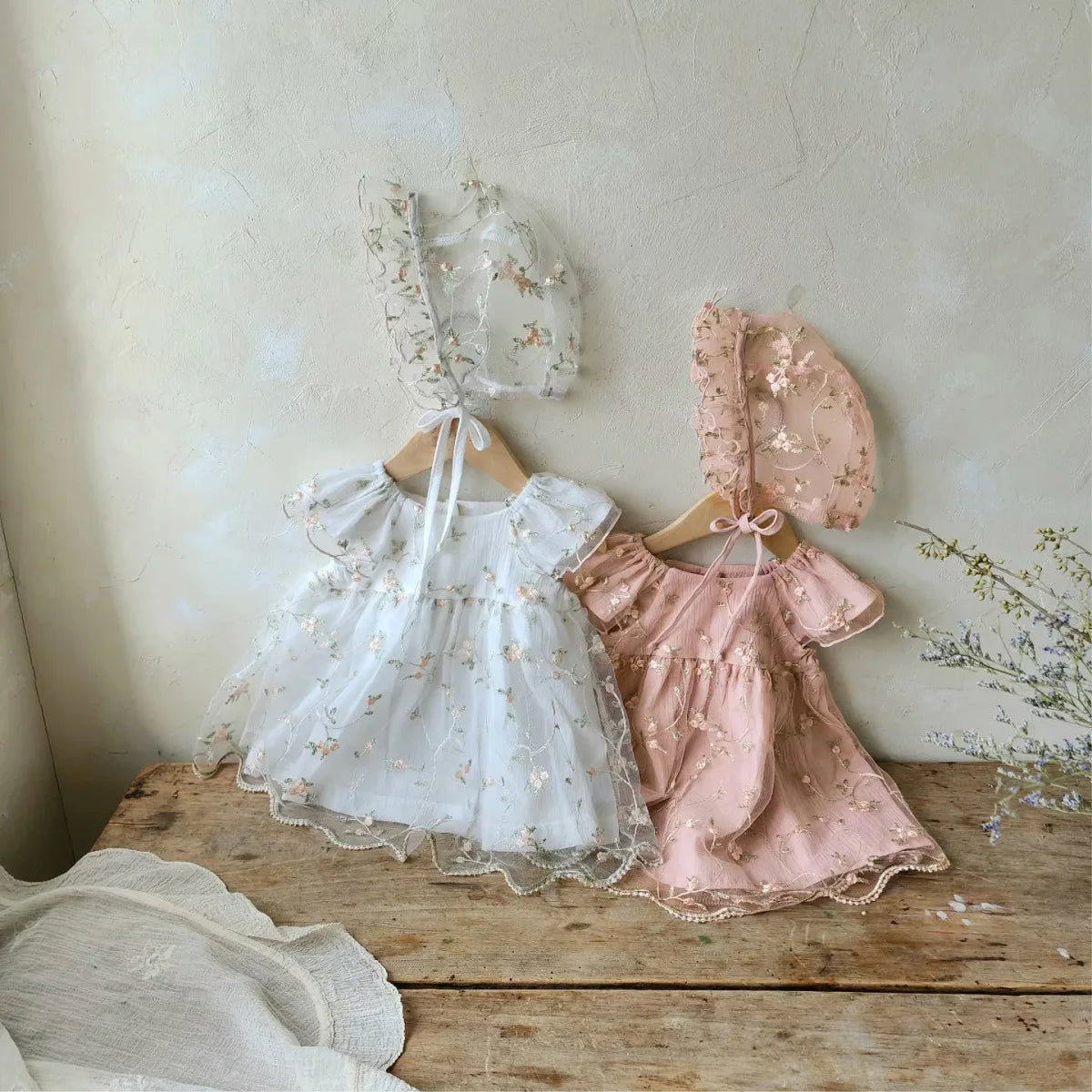 2026 Summer New Baby Girl Short Sleeve Princess Dress Sweet Girls Flower Embroidery Mesh Dress Fashion Children Clothes