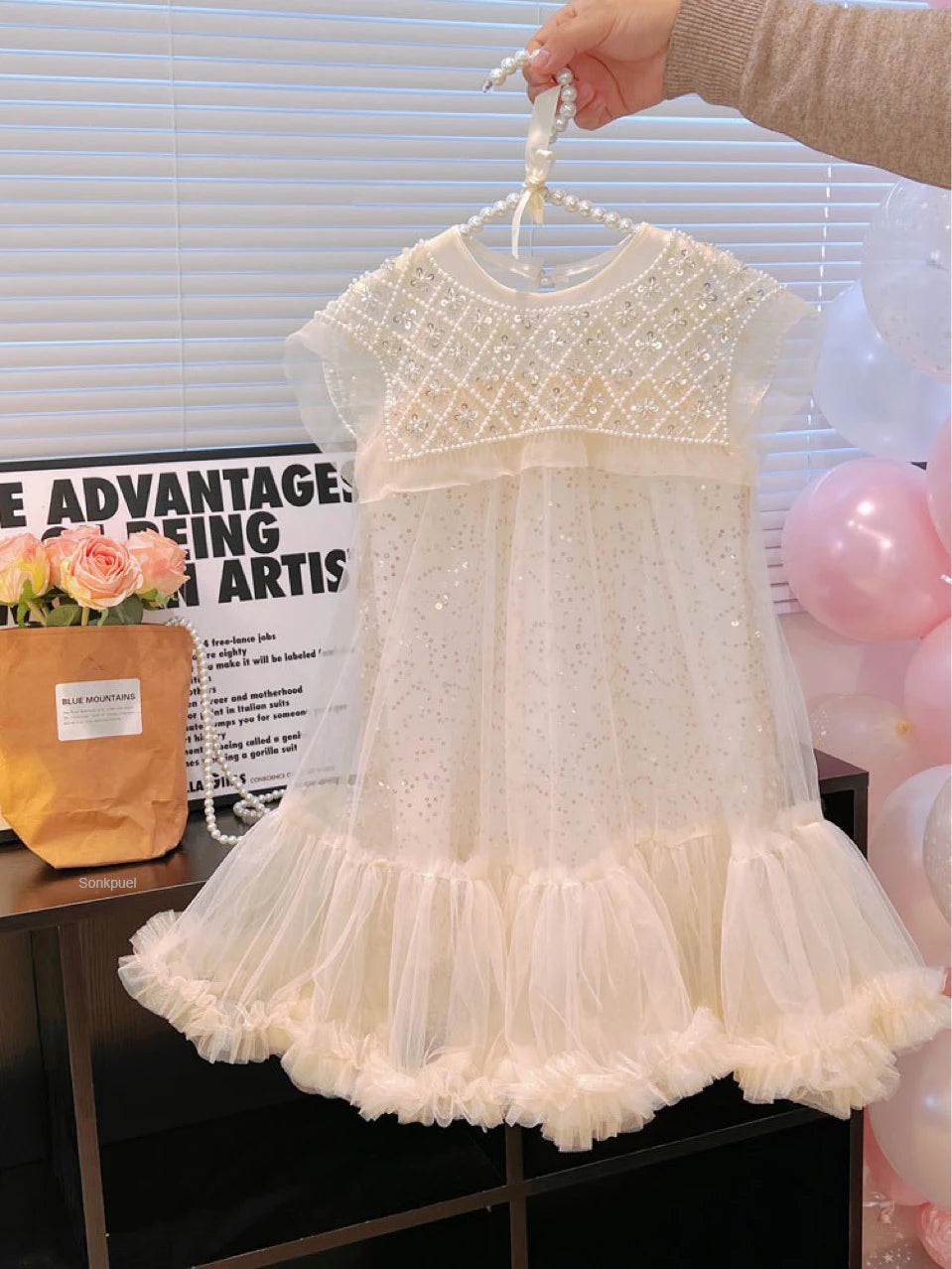 New Girls Princess Dress Casual Spring Summer Children's Wear Korean Pearl Neck Princess Dress Fashion Yarn Dress