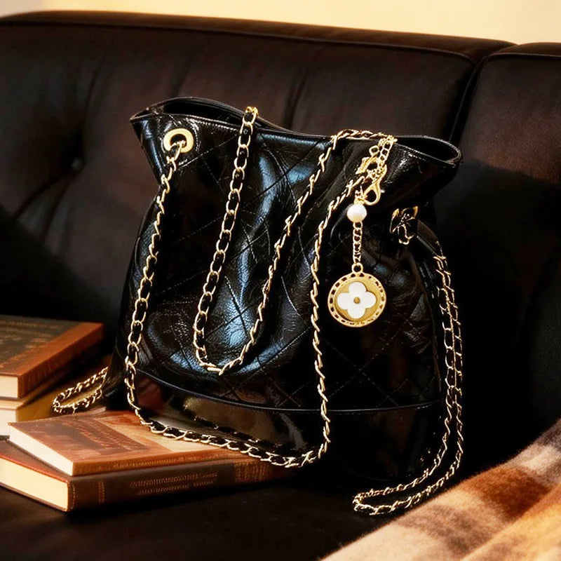 Elegant Korean Minimalist Bucket Bag Shoulder Crossbody Underarm Bag Design Sensation Luxury Fashion City Simple Style PU Mat...
