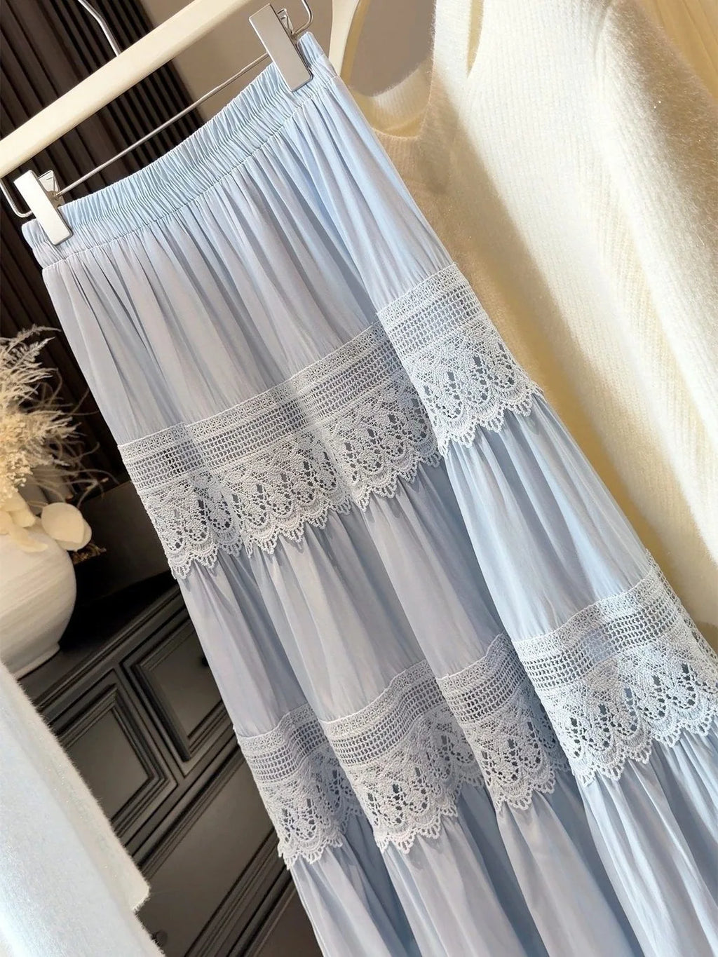 French Gentle Style Lace Splicing High Waist Casual Half Skirt Women Early Spring New Slimming Cake Skirt Style Cotton Blend