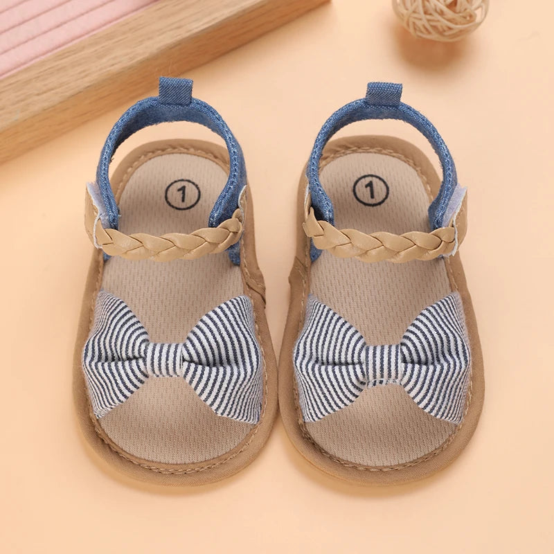 2025 Infant Baby Girls Summer Sandals with Flower Bowknot Soft Sole Wedding Dress Flats Newborn First Walkers Crib Dress Shoes