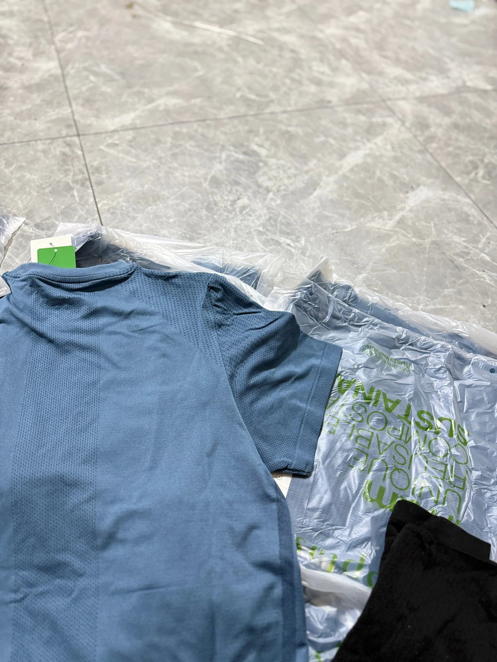 Outdoor Sports Men's T-Shirt Quick Dry Anti-Sweat Reflective Laser Perforated Short Sleeve Ultra Light Breathable Comfortable