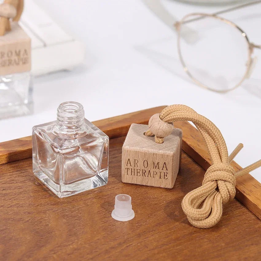 Car Air Outlet Freshener Diffuser Fragrance Bottle Clip Perfume Bottle Pendant Essential Oil Auto Hanging Ornament Interior Amag