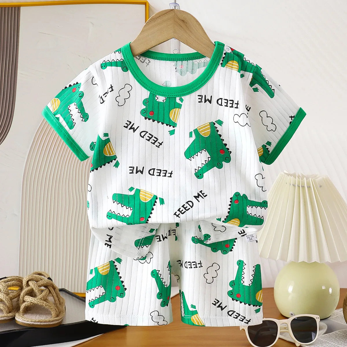 Children's 2-Piece Summer T-Shirt and Shorts Set - Animal Print