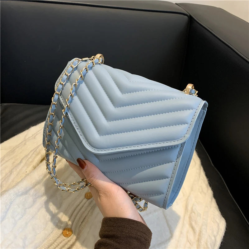 Fashionable Elegant Argyle Quilted Small Square Bag Woven Chain Magnetic Suction Buckle Diagonal Cross Bag Commuter Shoulder Bag