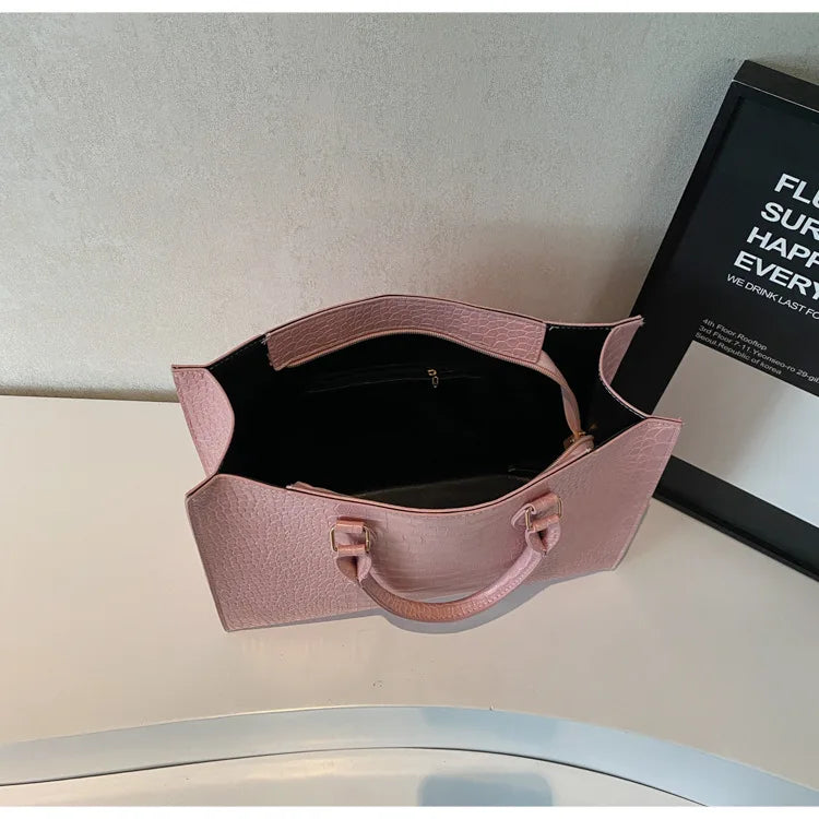 Spring 2025 Large Capacity Fashionable Handbag Casual Commuting Trendy Crocodile Pattern Tote Bag Street Style PU Material