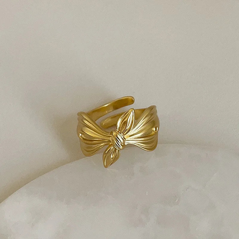Textured Copper Bow Knot Open Ring For Women'S Adjustable Matte Ribbon Statement Finger Ring Elegant Minimalist Daily Wear Jewelry