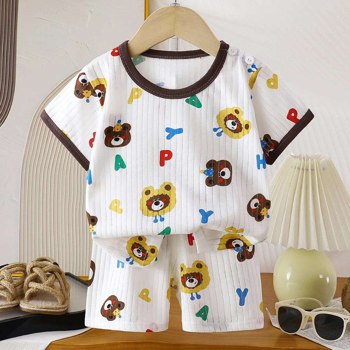 Children's 2-Piece Summer T-Shirt and Shorts Set - Animal Print