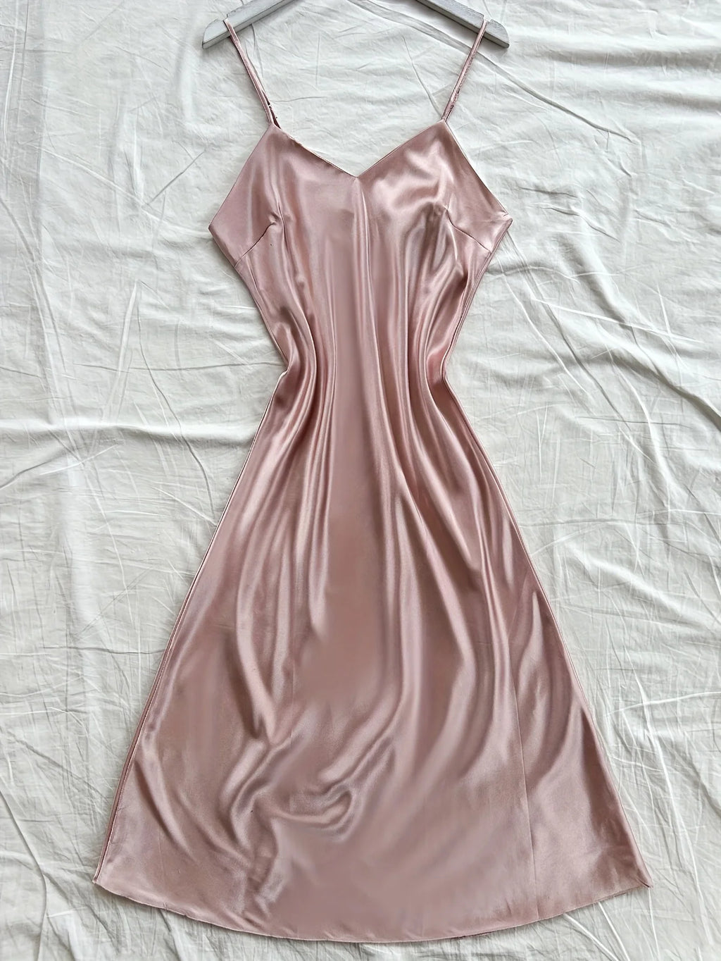 Women's Elegant Solid Color Satin Nightgown V-Neck Midi Summer Lightweight Sexy Strappy Loungewear Soft Luxurious Bright
