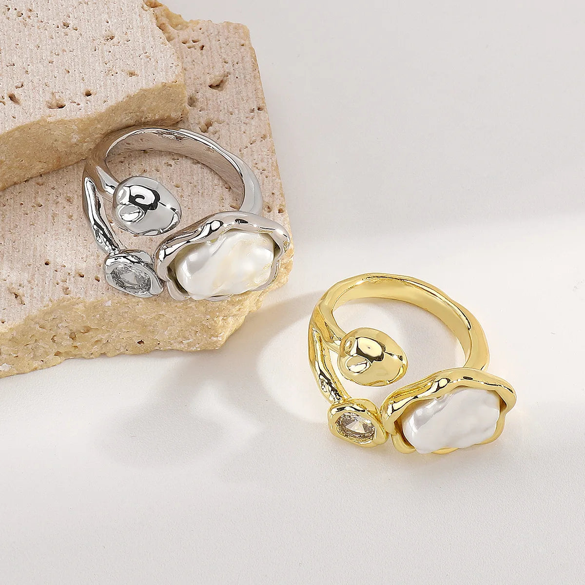 Vintage Baroque Pearl Ring Open Rings For Women'S 2025 Fashion Metal Irregular Geometric Pearl Ring With Zircon Wedding Jewelry