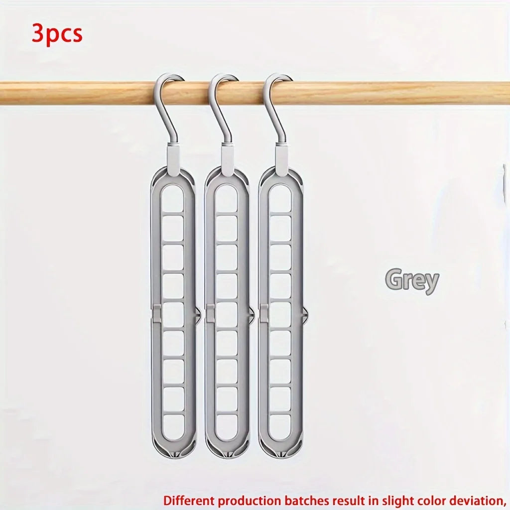 9-Hole Foldable Clothes Hangers - Plastic Space Saving Organizer 3pcs