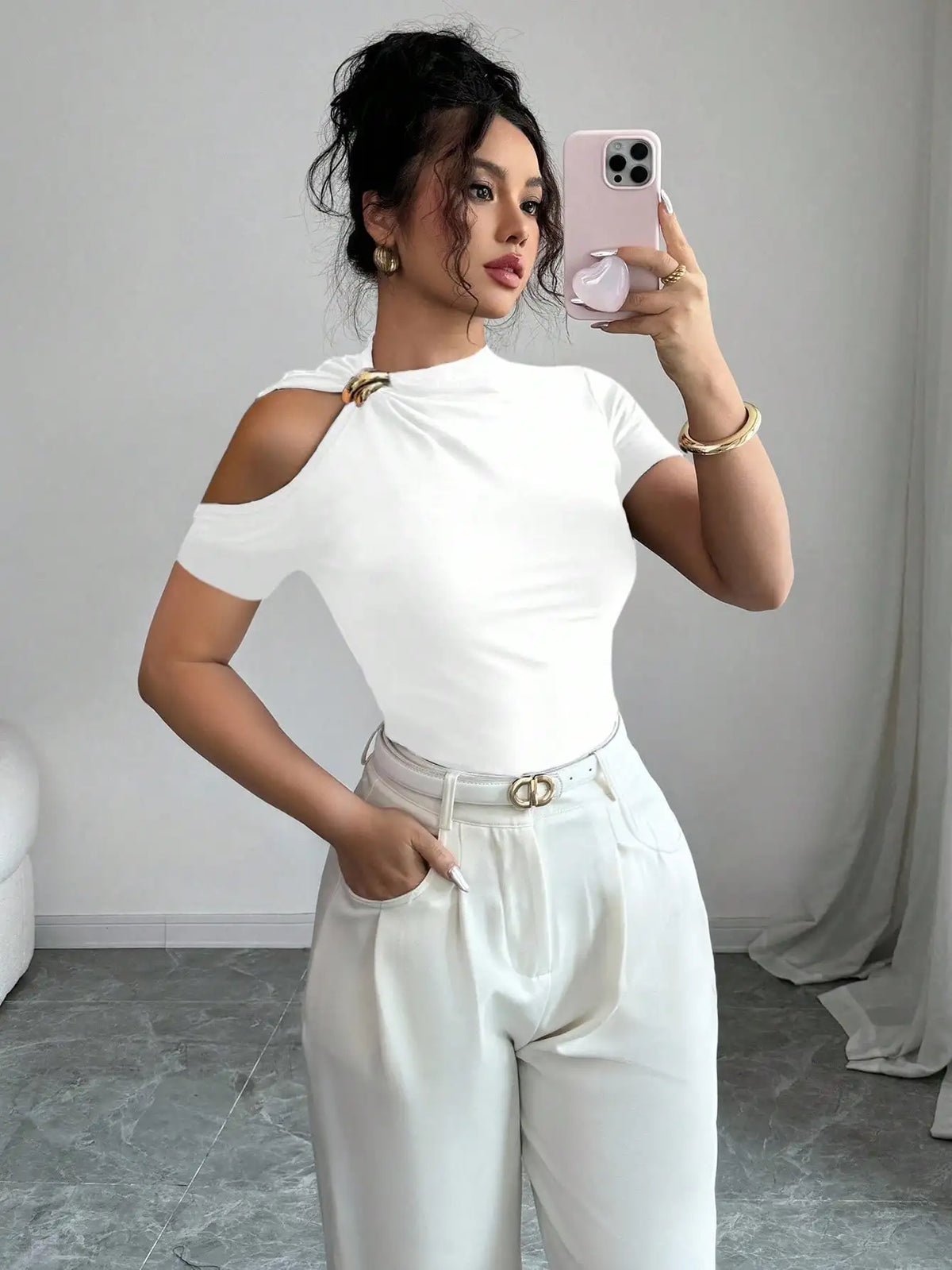 Women's Off-Shoulder T-Shirt - Solid Color Knitted Short Sleeve