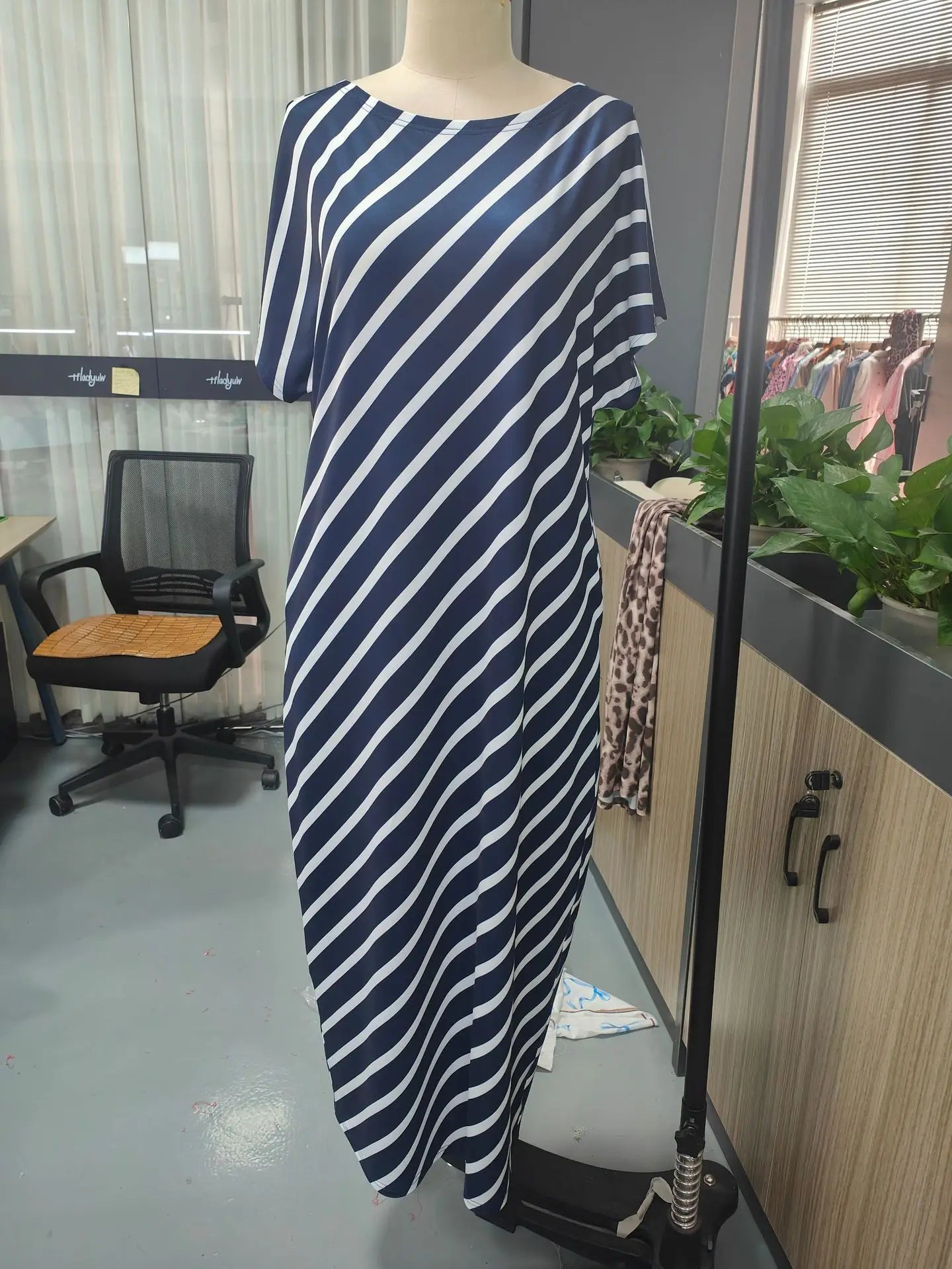 Casual Pure Color Short Sleeve Long Dress Women's Summer New Style Cross-Border TK Loose Waist Milk Fiber Straight Cut Dress