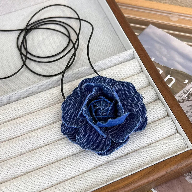 Trend Choker Flower Rose Pendant Collarbone Chain Women Jeans Cloth Necklace Temperament Adjustable Wax Rope Y2K Denim Necklace