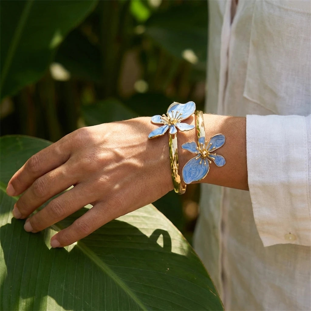 Elegant Enamel Flower Open Cuff Bracelet For Women'S Gold Plated Metal Pink White Blue Floral Bangles Beach Vacation Jewelry