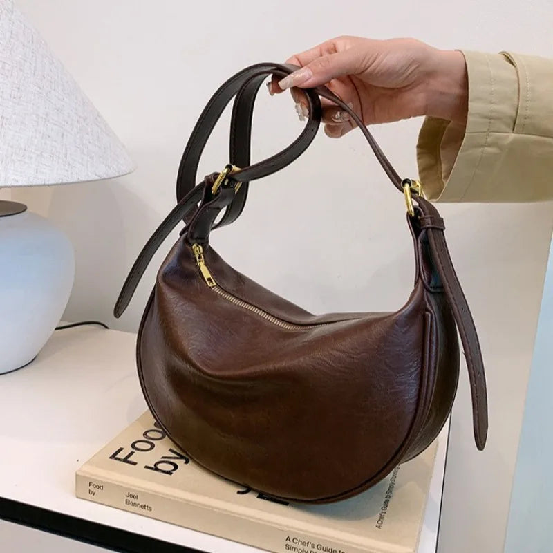 Women Vintage Soft Leather Dumpling Bag Fashion Adjustable Strap Crossbody Bag Large Capacity Crescent Shoulder Purse for Daily