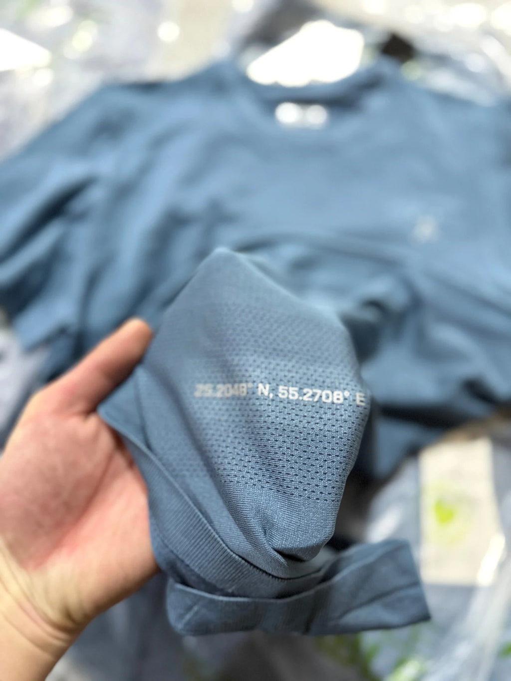 Outdoor Sports Men's T-Shirt Quick Dry Anti-Sweat Reflective Laser Perforated Short Sleeve Ultra Light Breathable Comfortable