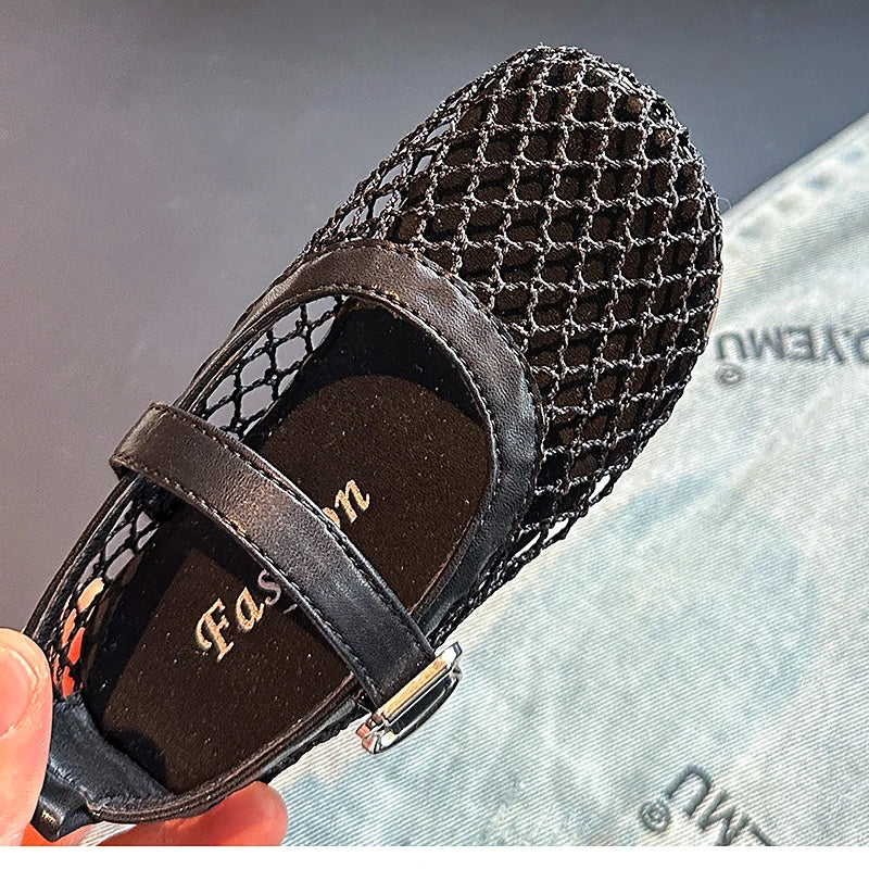 Children's Perforated Mesh Slip-on Shoes New Beige Breathable Boys' Girls' Leather Shoes Pink Soft Anti-slip Kids Baby Sandals