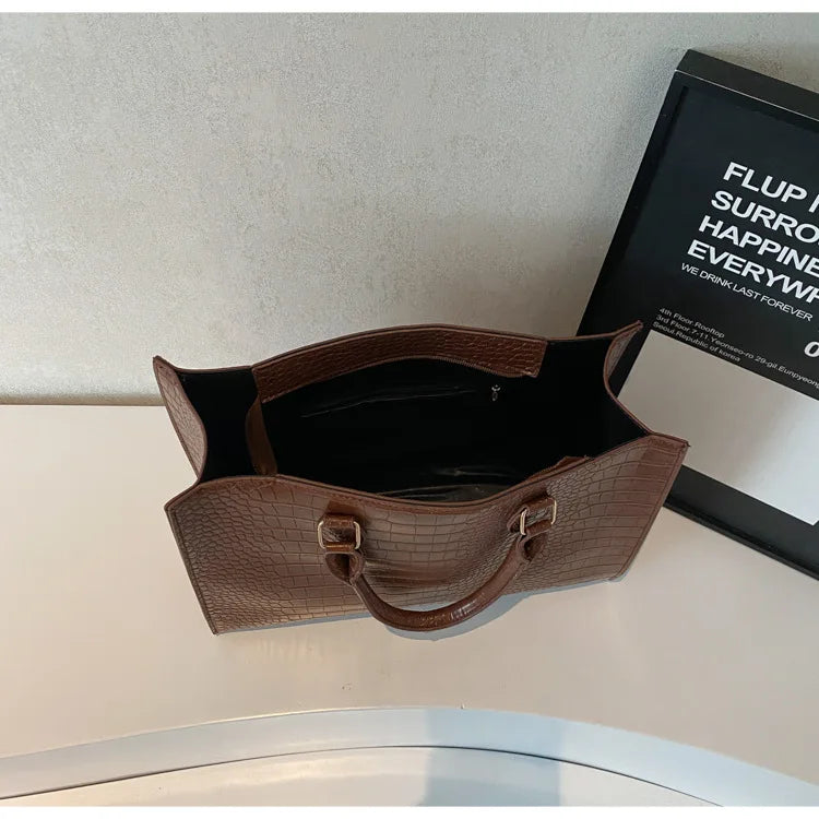 Spring 2025 Large Capacity Fashionable Handbag Casual Commuting Trendy Crocodile Pattern Tote Bag Street Style PU Material