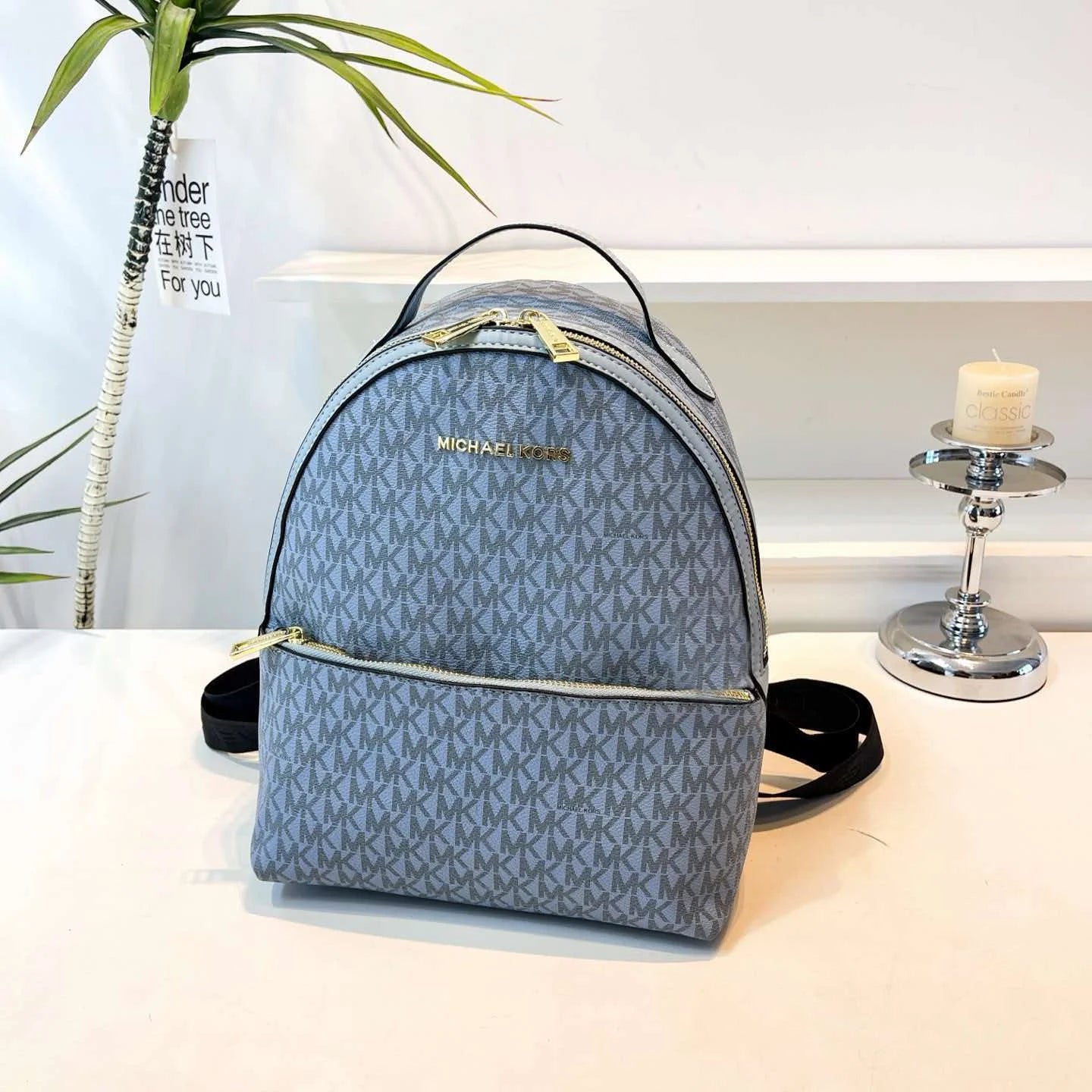 Michael Kors Sheila High-End Series 2026 New Fashion Versatile Urban Women's Large-Capacity Casual Travel Backpack, Simple PVC W