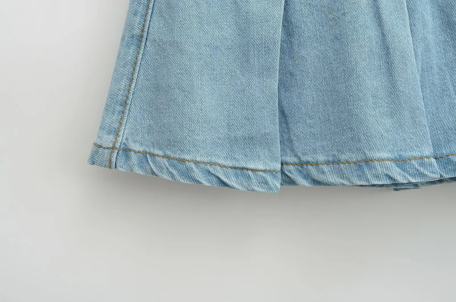 4 colors 2025 Y2K Low Waist Pleated Mini Skirt American Retro Women Package Hips Ruffles Short Skater Skirts With Shorts lining