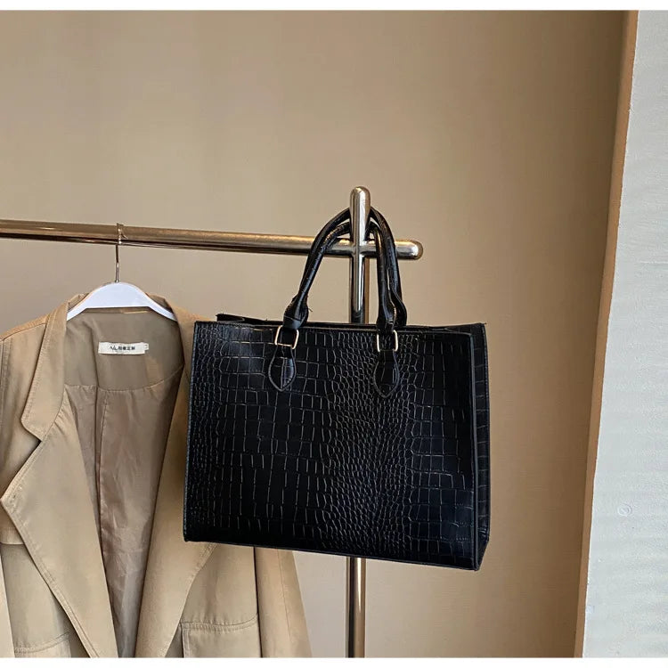 Spring 2025 Large Capacity Fashionable Handbag Casual Commuting Trendy Crocodile Pattern Tote Bag Street Style PU Material