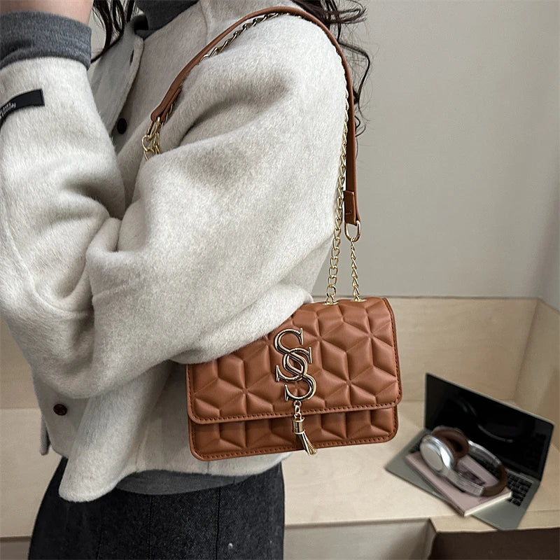 Fashionable Small Fragrant Style Argyle Quilted Small Square Bag Metal Letter Tassel Diagonal Cross Bag Commuter Shoulder Bag