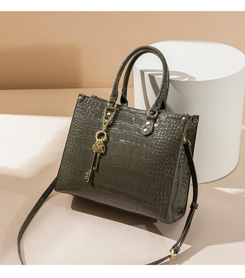 Shiny Crocodile Pattern Top-Handle Bag Women Glossy Patent Crossbody Shoulder Bag Elegant Tote Satchel with Key Pendant