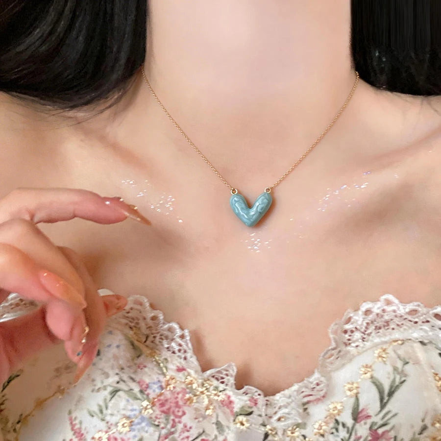 Electroplated Oil Drop Love Pendant Simple and Fashionable Necklace Light Luxury Elegant and High-End Necklace