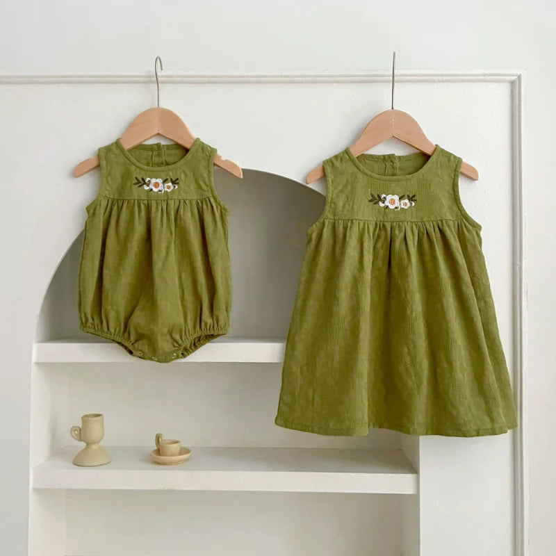 Girls Birthday Party Sisters Outfits Summer Green Apricot Floral Embroidery Sleeveless Bodysuit Vest Dress Baby Clothes H037