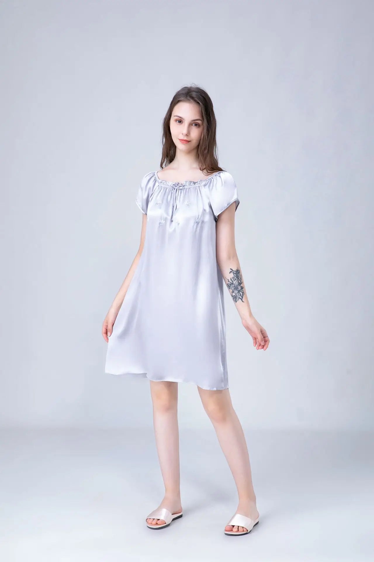 Women's 100% Mulberry Silk Sleep Dress Short Sleeve Summer Spring New Arrival Loose Solid Color Embroidered Doll Sleepwear