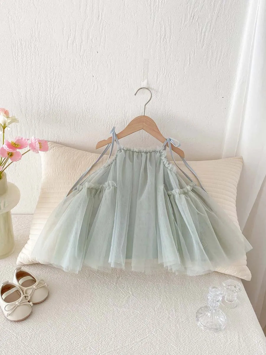 Girls ins strap dress, summer new Korean girls sweet princess dress mesh strap dress, suitable for going out