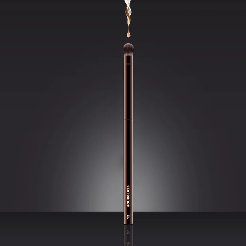 Hourglass Makeup Brush- No.12 Beveled Shadow Brush Soft And Skin-Friendly Fiber Hair Fashion Design Single Eye Brush