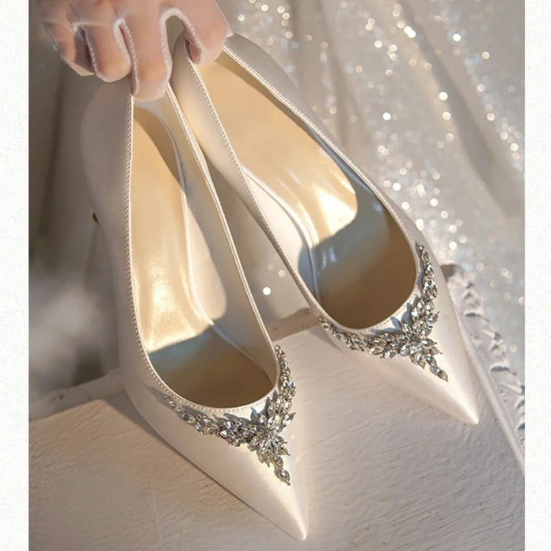 New White Women'S Bridal Wedding Shoes Silk Satin Rhinestone Crystal Shallow Pumps Stiletto High Heels