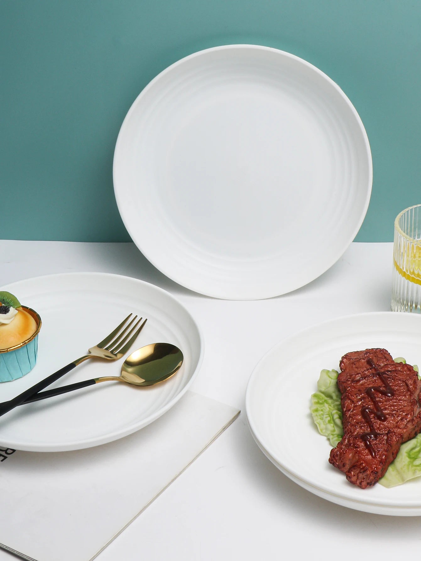 4/16pcs Plastic Plates (9 Inches in Diameter) Are Reusable and Suitable for Home Kitchens for Snacks, Desserts