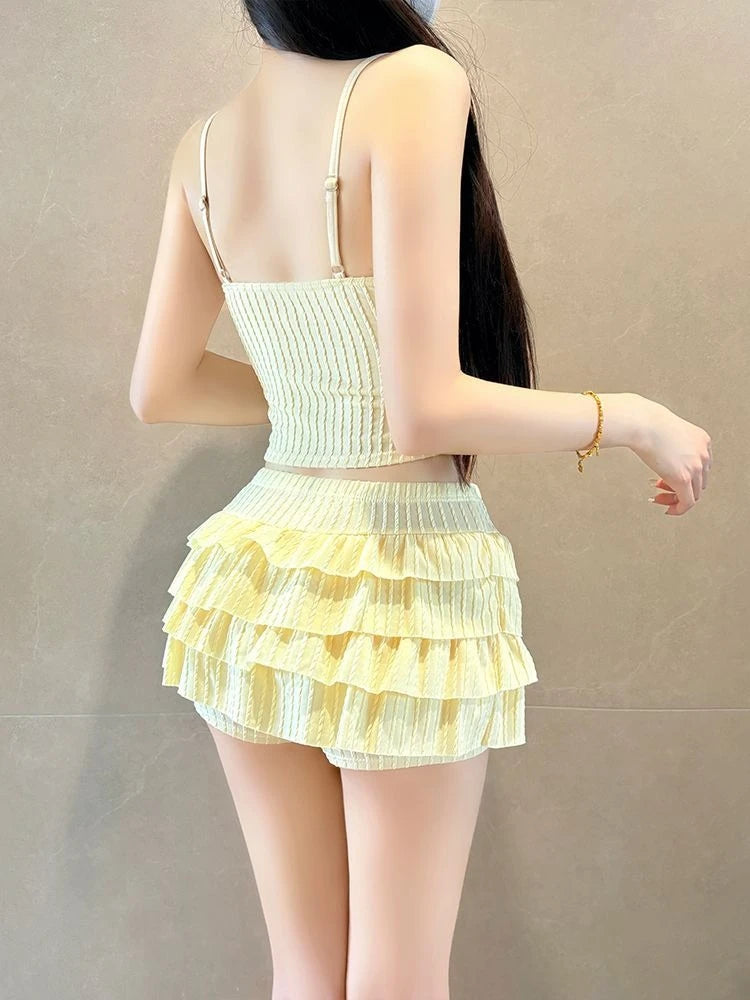 Korean Fashion Sweet Sexy Bikini Swimsuit 2000s Beach Party Style Vintage 2 Pieces Set Y2k Solid Beach Halter Swimwear Suit Chic