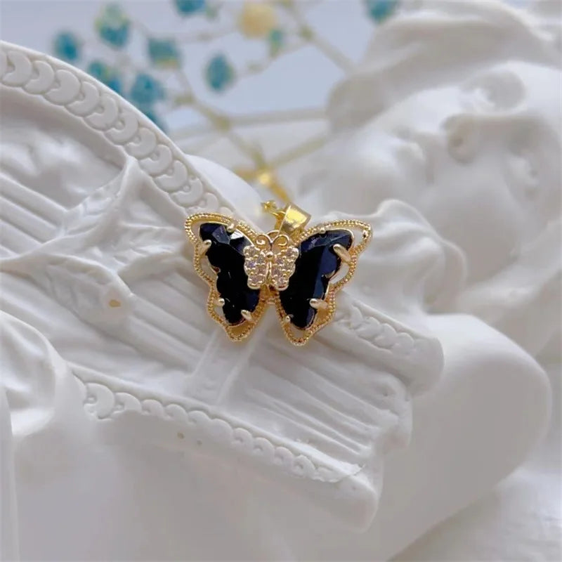 Fashionable European and American Micro-inlaid Cute Butterfly Necklace Classic Retro Light Luxury Stainless Steel Clavicle Chain