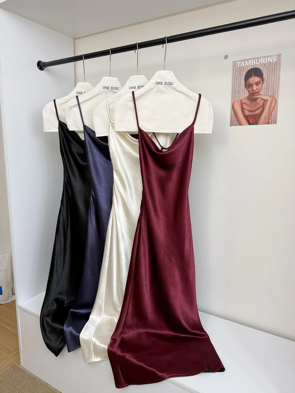 Women's Summer Sexy Swinging Collar Sheen Acetate Slim Long Dress Lady Sleeveless Strap Solid Color Satin Holiday Party Dress