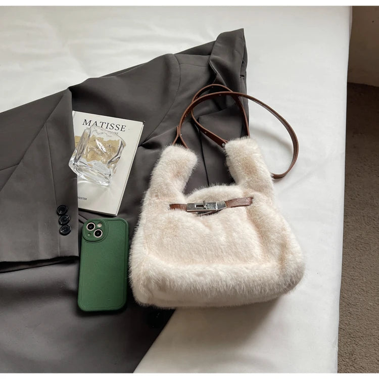 Fashionable Women's Bags Trend 2025 Faux Fur Shoulder Bags Plush Faux Mink Luxury Handbags Chic Crossbody Bag Solid Color Purses