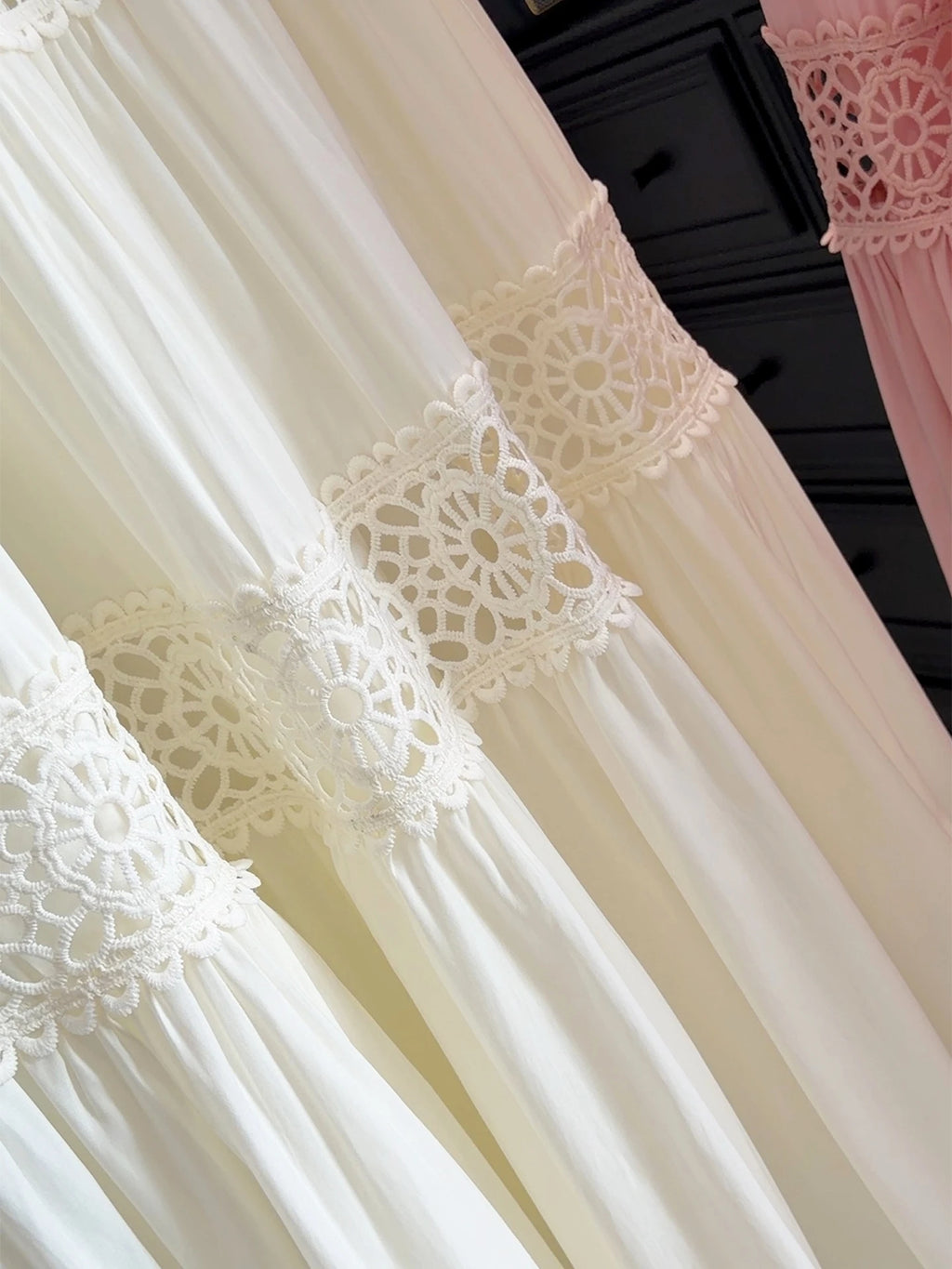 Korean-Style White Cake-Tier Skirt Women's Spring/Summer New Arrival Lace Cutout Patchwork Cotton Elegant Midi Skirt